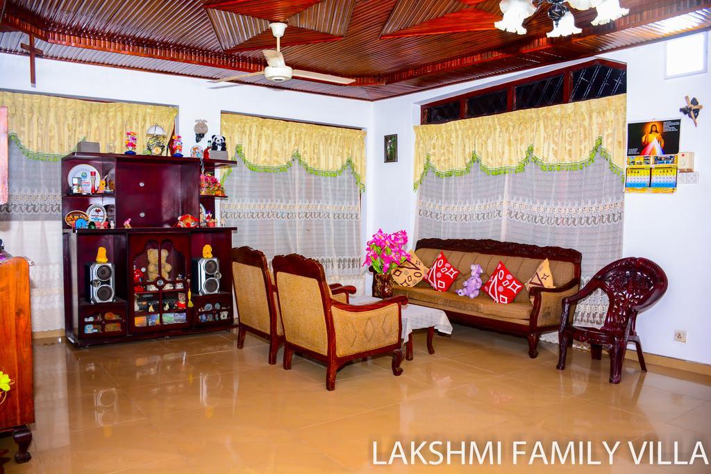 Villa Lakshmi Family *