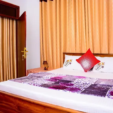 Lakshmi Family Villa Negombo Exterior photo